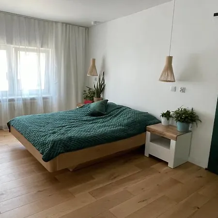 W Centrum Gdyni 80m2 * גדינייה