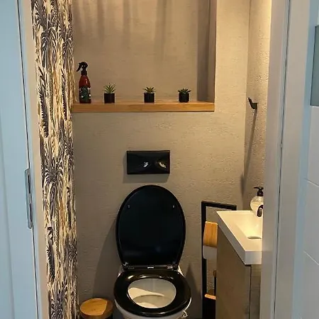W Centrum Gdyni 80m2 * גדינייה